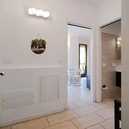 Xenia - New And Bright Urban Housing Апартаменты